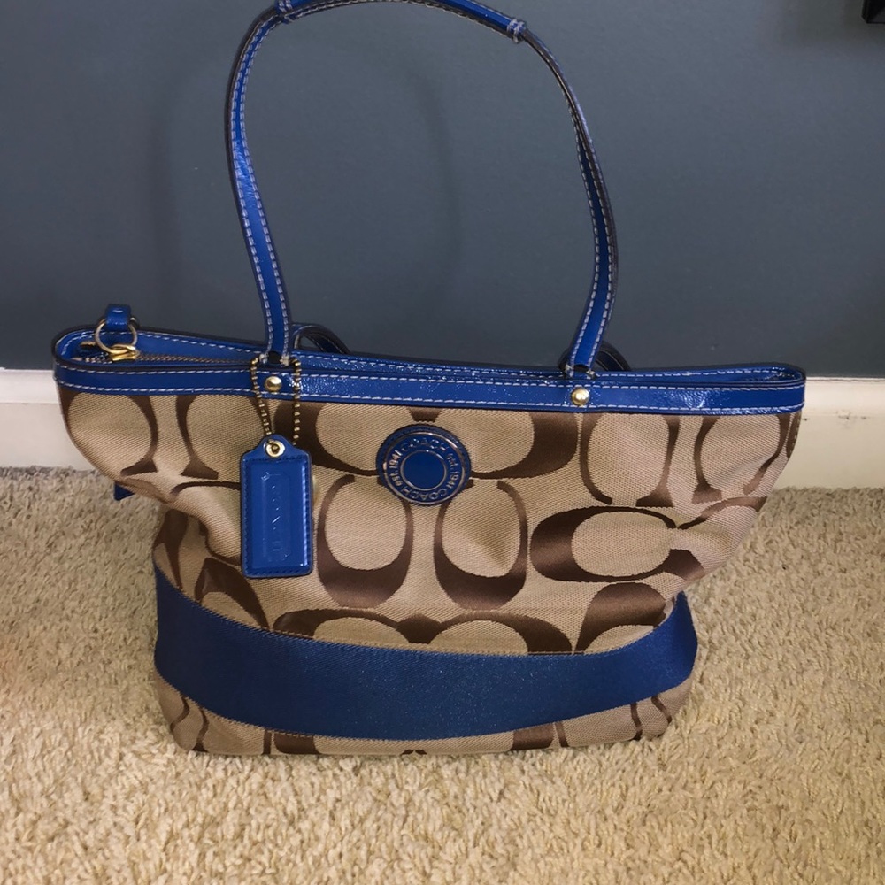 Women’s coach purse
